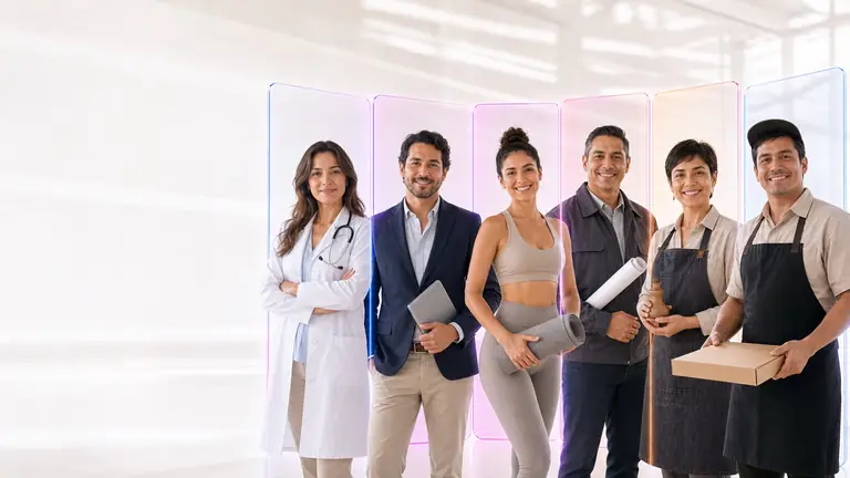 Profesionales y negocios independientes muestran su trabajo en un sitio web propio